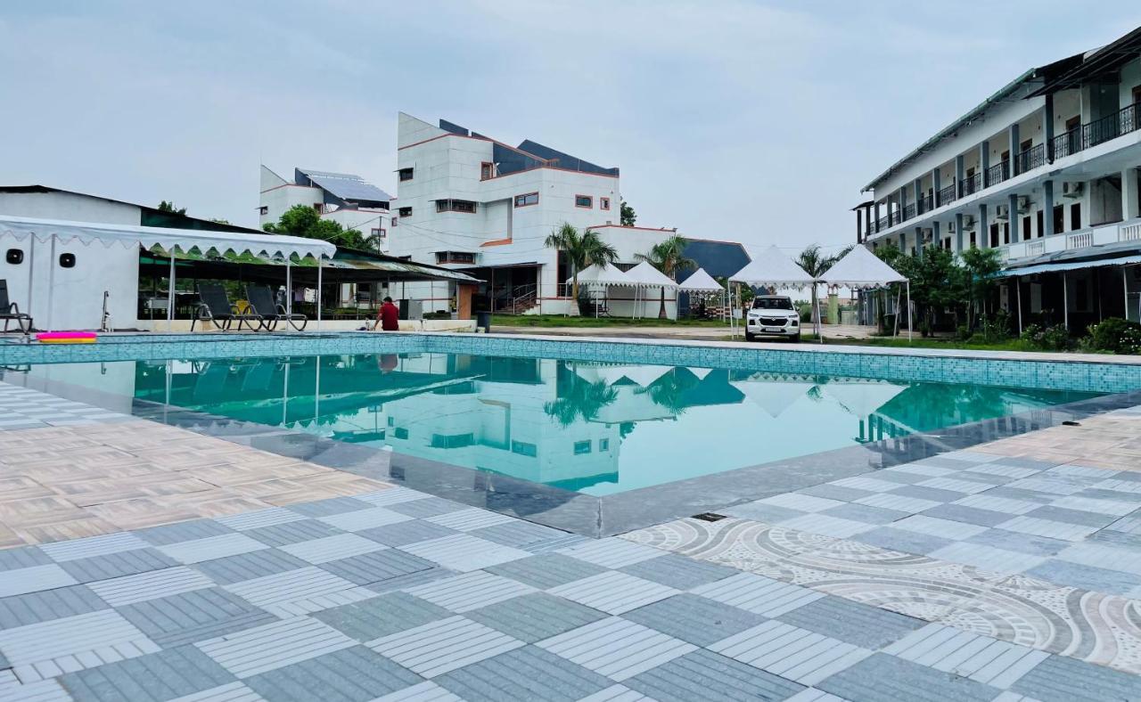 Vasant Vihar Resort Kevadia Dış mekan fotoğraf