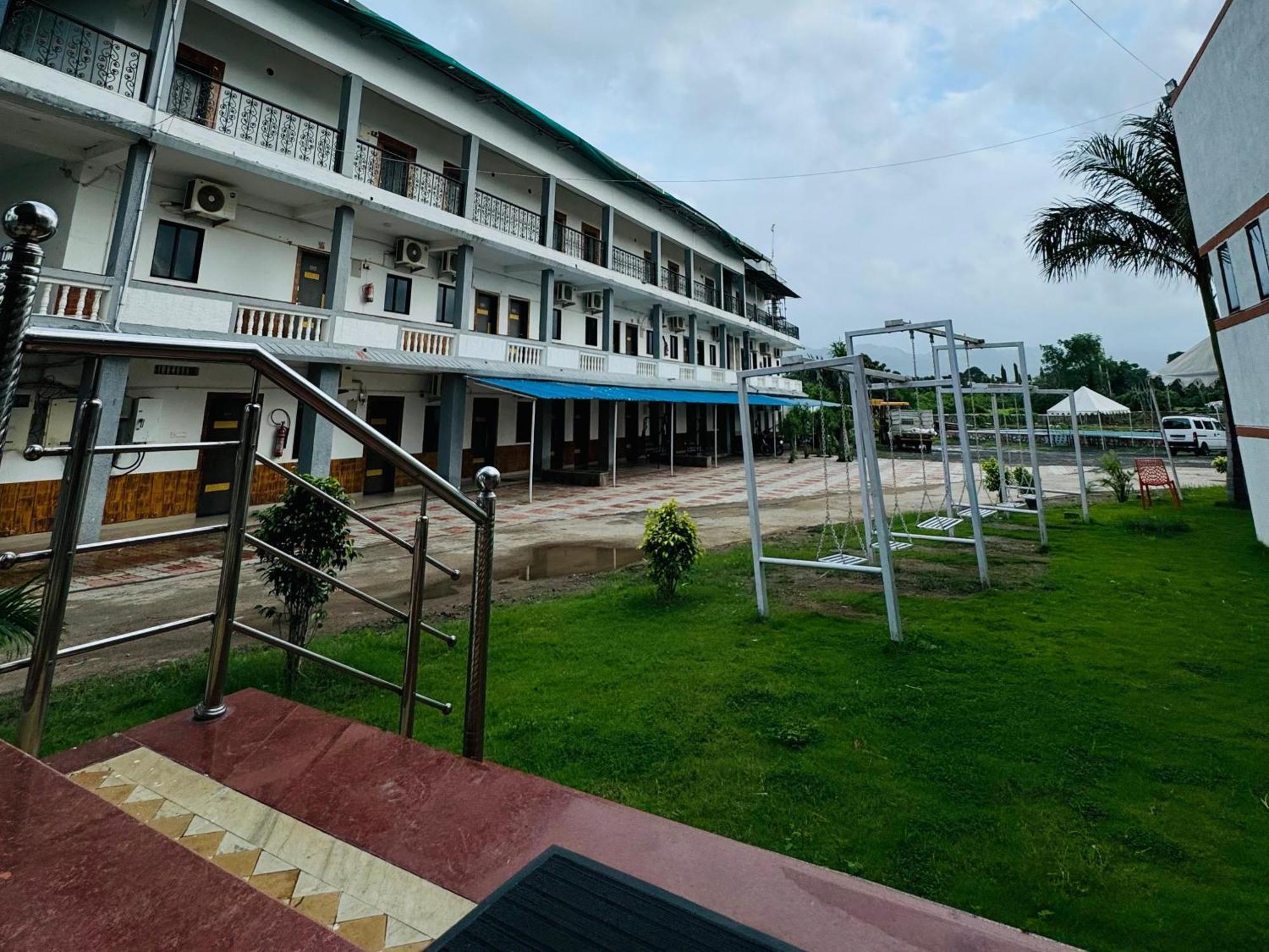 Vasant Vihar Resort Kevadia Dış mekan fotoğraf